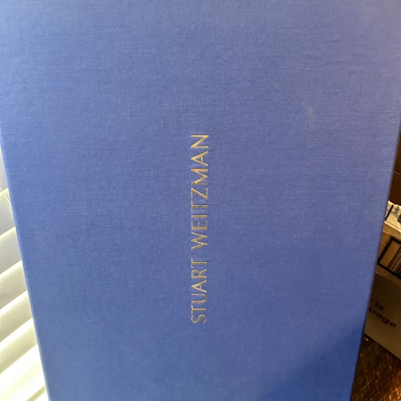 NEW Size 5 Over the Knee Suede Stuart Weitzman Boots - Picture 6 of 6